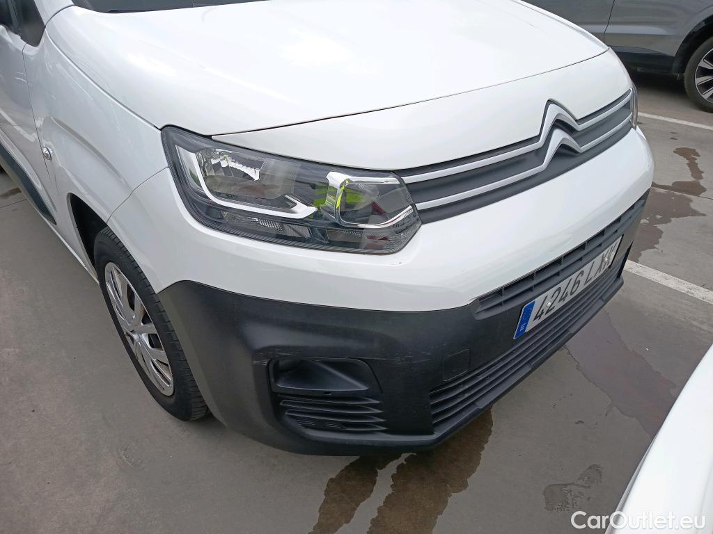  Citroen  Berlingo CITROEN  / 2018 / 4P / combi Talla M BlueHDi 100 S&S LIVE PACK BUSINE #27