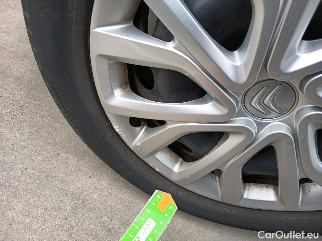  Citroen  Berlingo CITROEN  / 2018 / 4P / combi Talla M BlueHDi 100 S&S LIVE PACK BUSINE #42