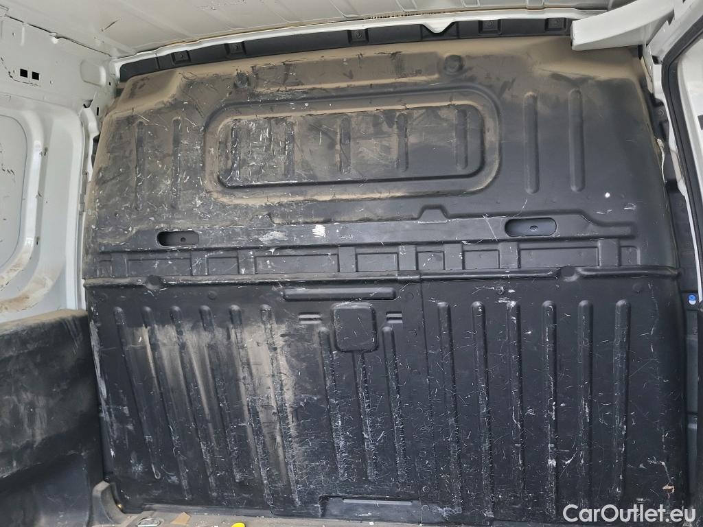  Citroen  Berlingo CITROEN  / 2018 / 3P / furgón derivado de turismo Talla M BlueHDi 100 CONTROL #19