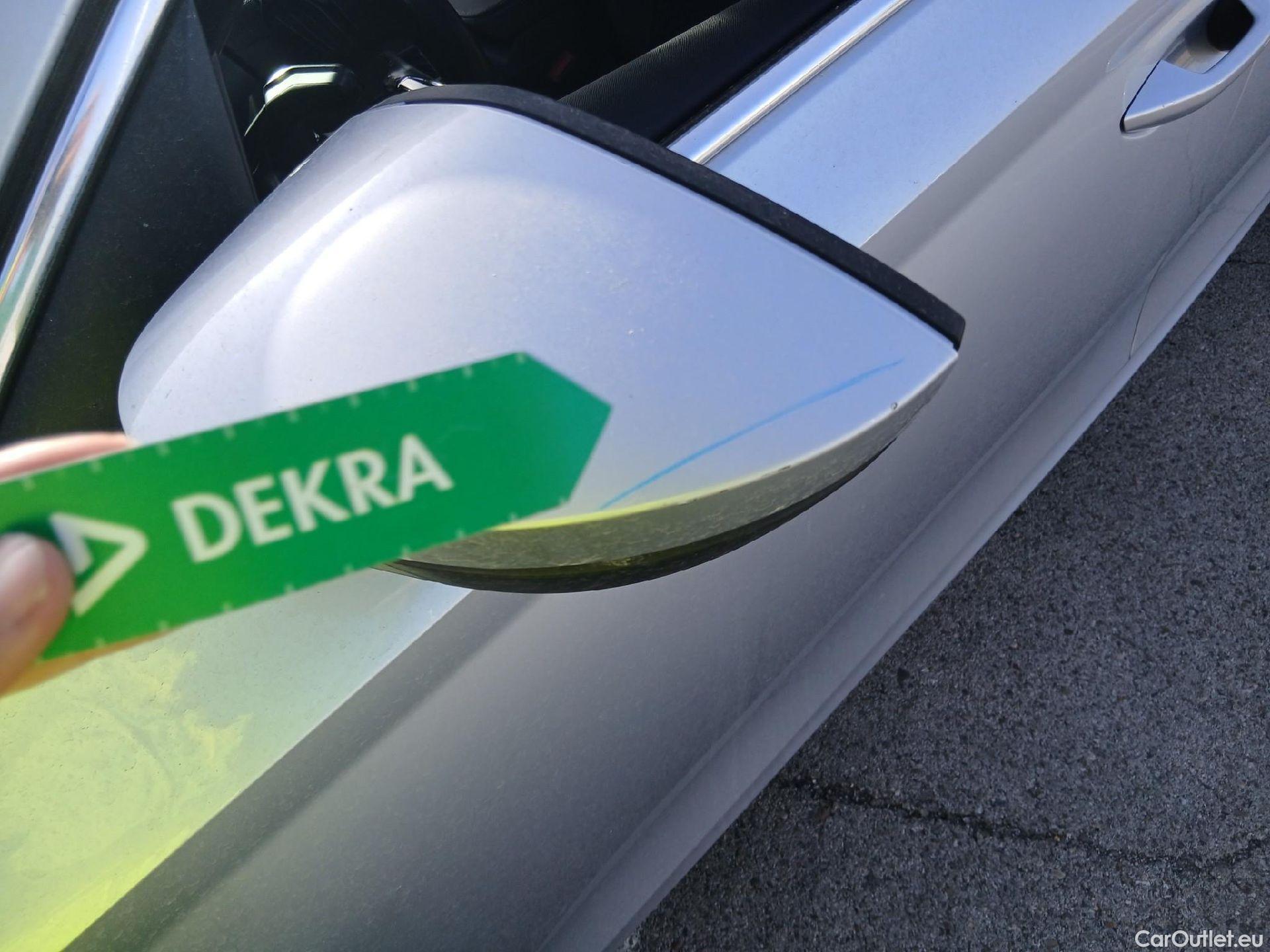  Skoda  Octavia SKODA  / 2020 / 5P / familiar Combi 2.0 TDI 110kW(150CV) DSG Ambition #14