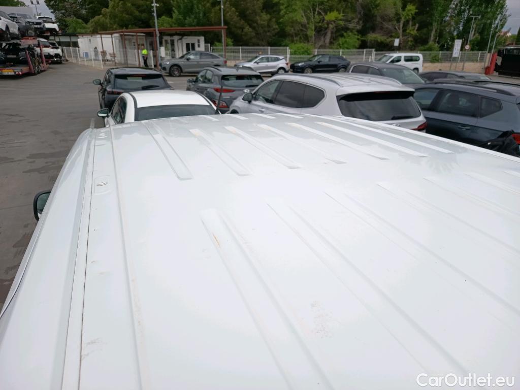  Citroen  Berlingo CITROEN  / 2018 / 4P / combi Talla M BlueHDi 100 S&S LIVE PACK BUSINE #2