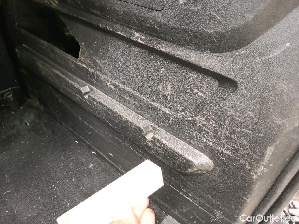  Citroen  Berlingo CITROEN  / 2018 / 4P / combi Talla M BlueHDi 100 S&S LIVE PACK BUSINE #32