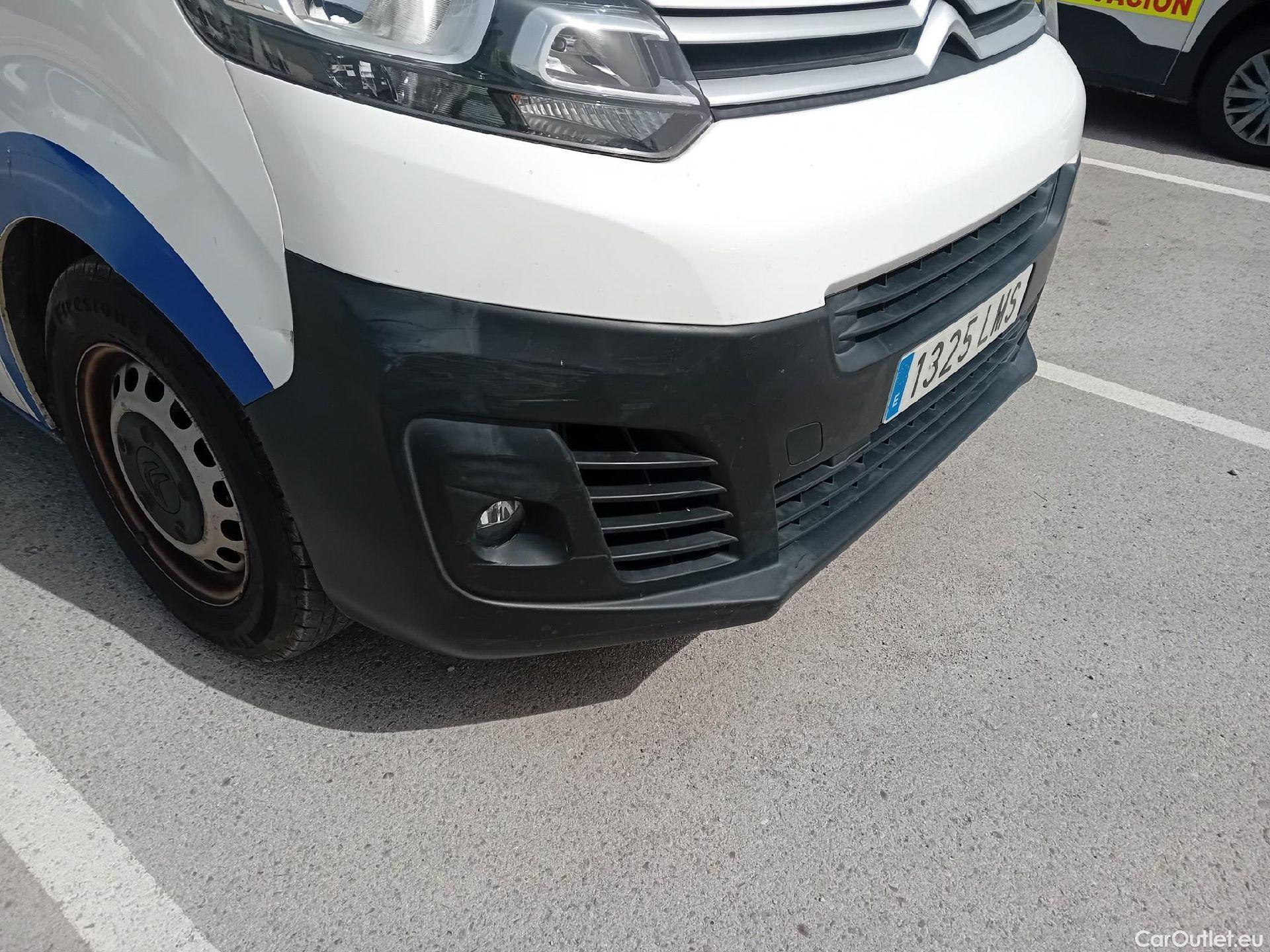  Citroen  Jumpy CITROEN  / 2016 / 4P / furgón DC Abatible Talla M BlueHDi 120 Control #22