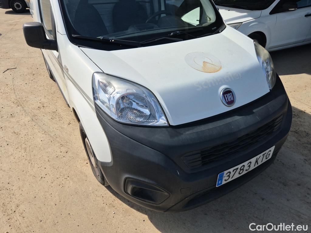  Fiat  Fiorino FIAT  / 2016 / 3P / furgón derivado de turismo Cargo Base 1.3 Mjet 59kW (80CV) E6 #20