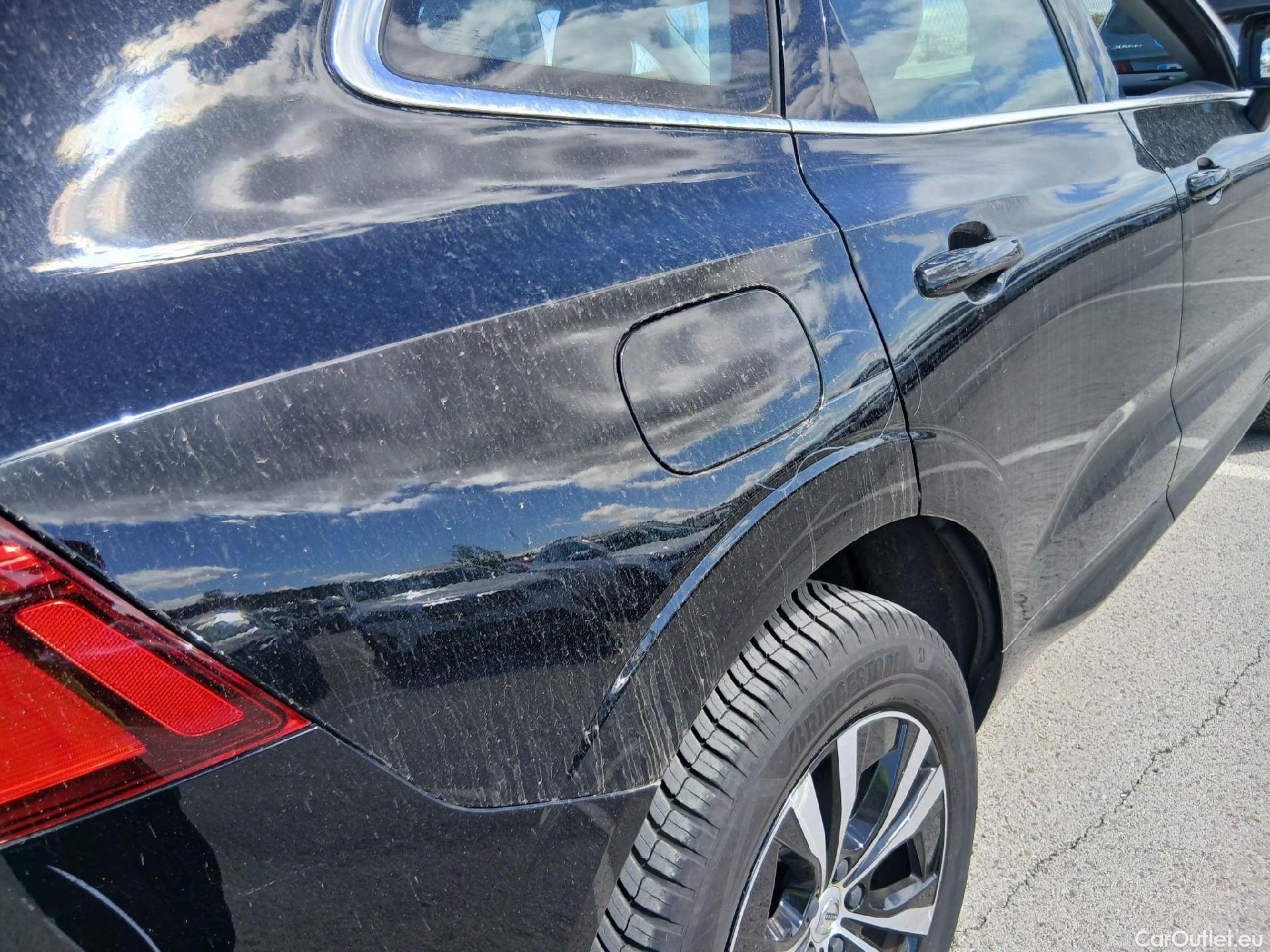  Volvo  XC60 VOLVO  / 2017 / 5P / todoterreno 2.0 B4 D AWD Momentum Pro Auto #13