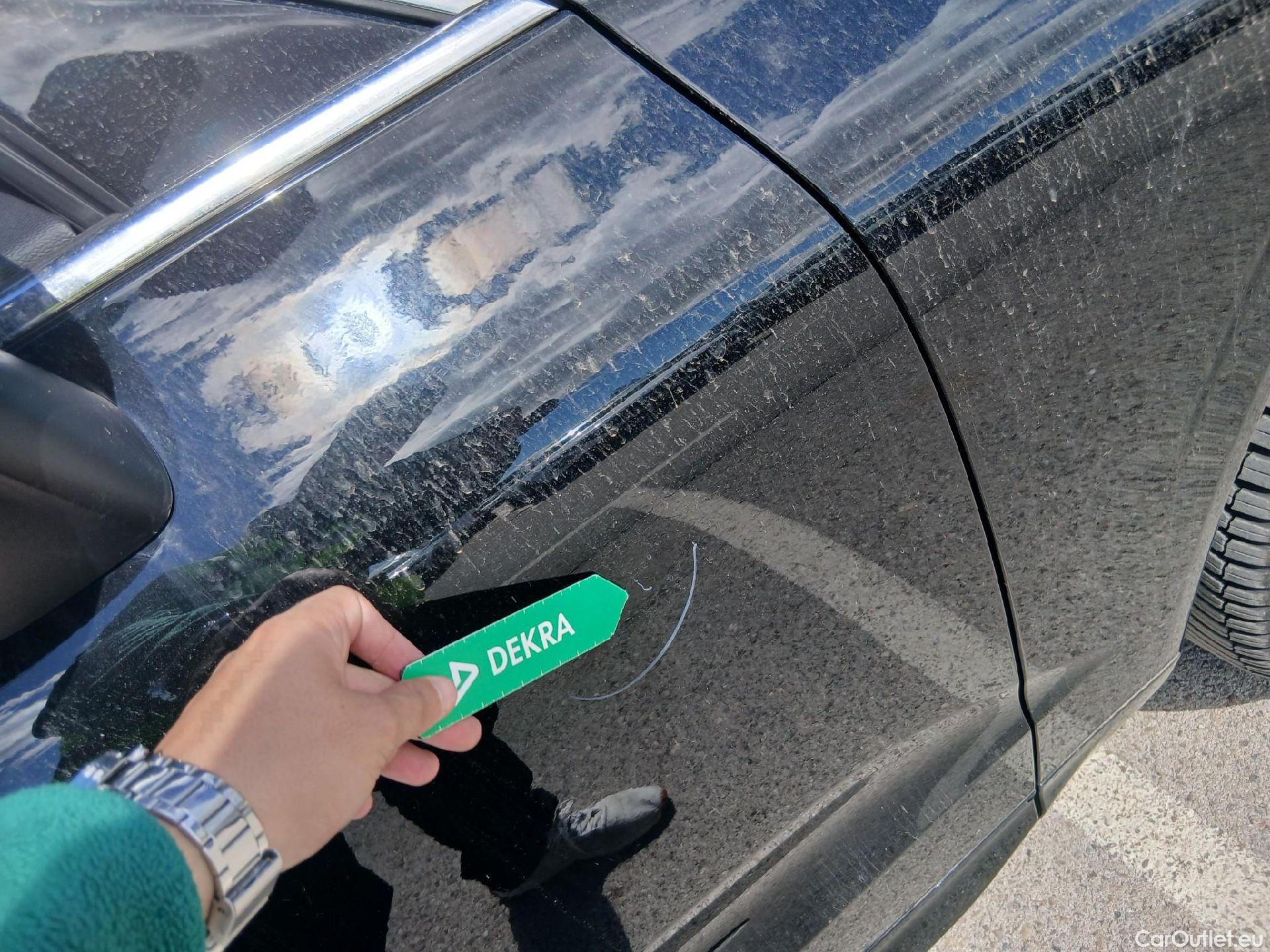  Volvo  XC60 VOLVO  / 2017 / 5P / todoterreno 2.0 B4 D AWD Momentum Pro Auto #19