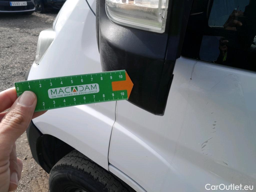  Fiat  Ducato FIAT  / 2014 / 4P / furgón Furgón 35 Medio 100kW Natural Power #29