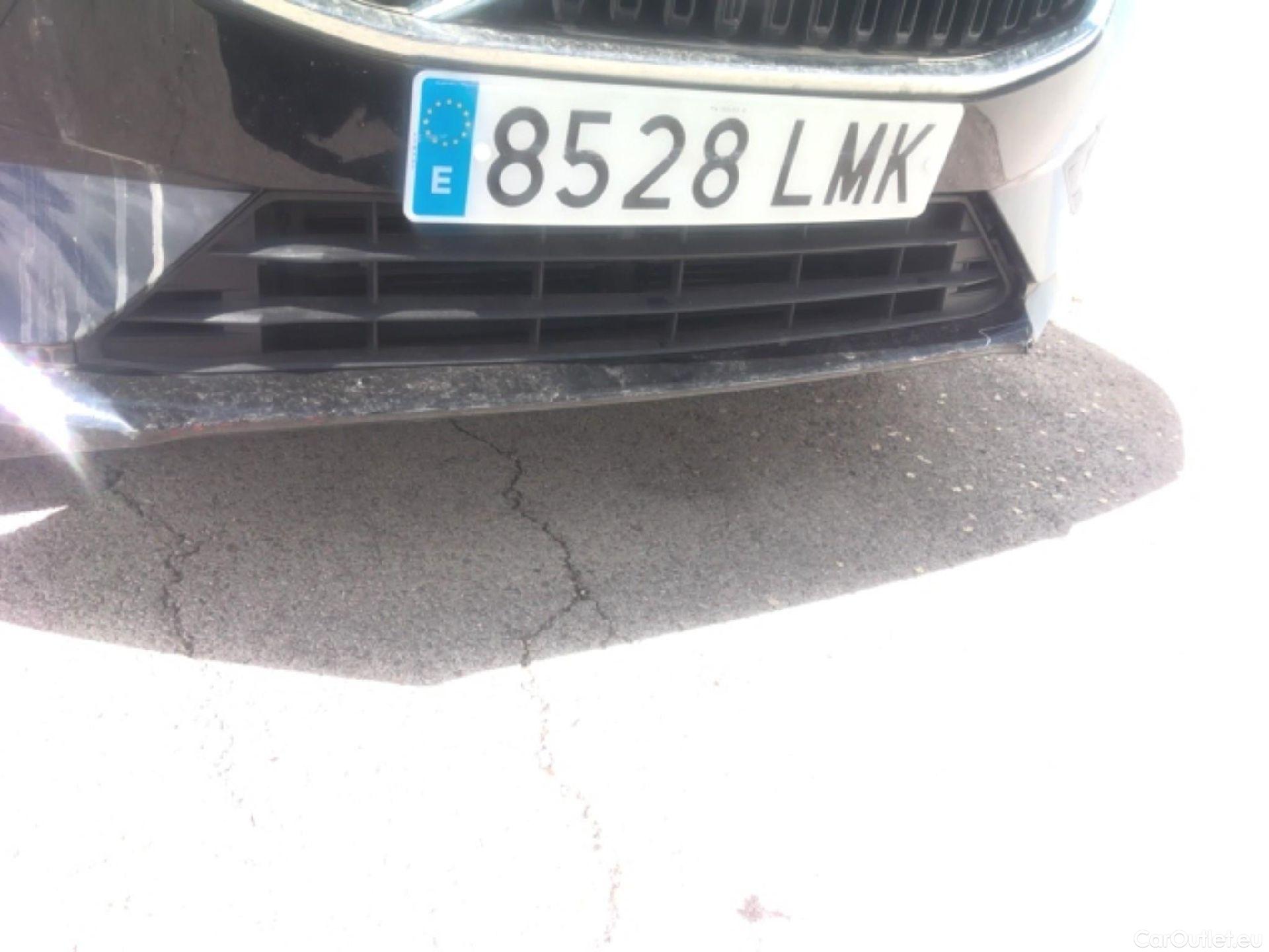  Volvo  XC60 VOLVO  / 2017 / 5P / todoterreno 2.0 B4 D AWD Momentum Pro Auto #6