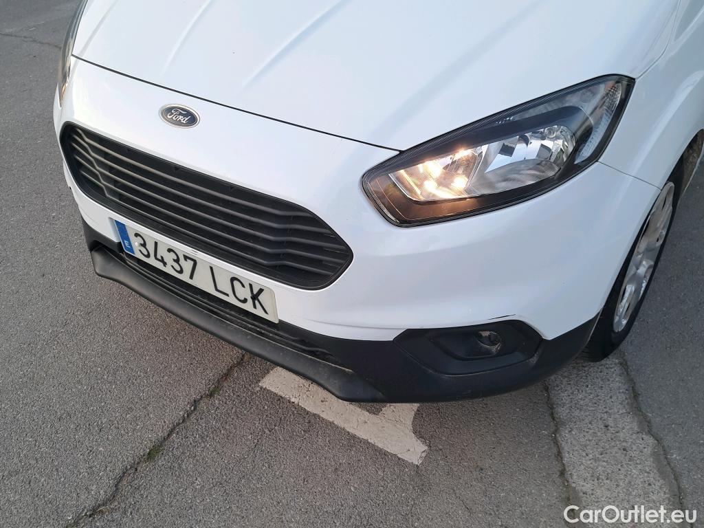  Ford  Transit Connect FORD Transit Courier / 2014 / 4P / combi Kombi 1.5 TDCi 56kW Trend #40