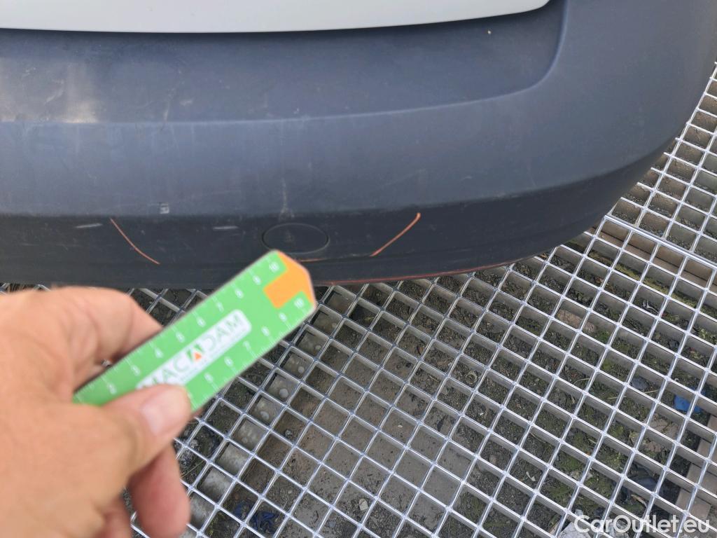  Volkswagen  Caddy VOLKSWAGEN  / 2015 / 4P / furgón derivado de turismo Profesional Furgón 2.0 TDI 55kW BMT #29