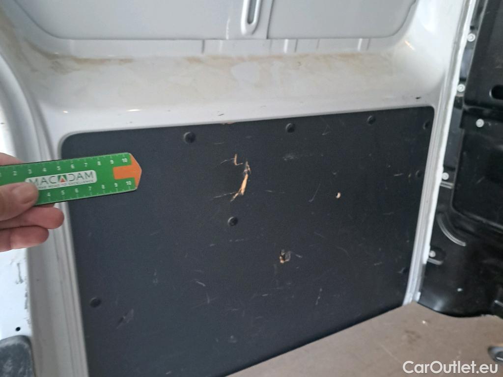  Opel  Vivaro OPEL  / 2019 / 4P / furgón 1.5 BlueHDi 74kW (100CV) L Inc. #28