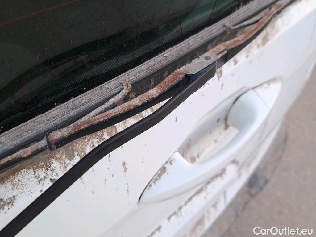  Ford  Transit Connect FORD Transit Courier / 2014 / 4P / combi Kombi 1.5 TDCi 56kW Trend #43