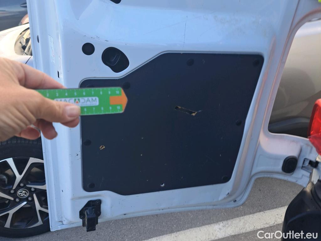  Opel  Vivaro OPEL  / 2019 / 4P / furgón 1.5 BlueHDi 74kW (100CV) L Inc. #43