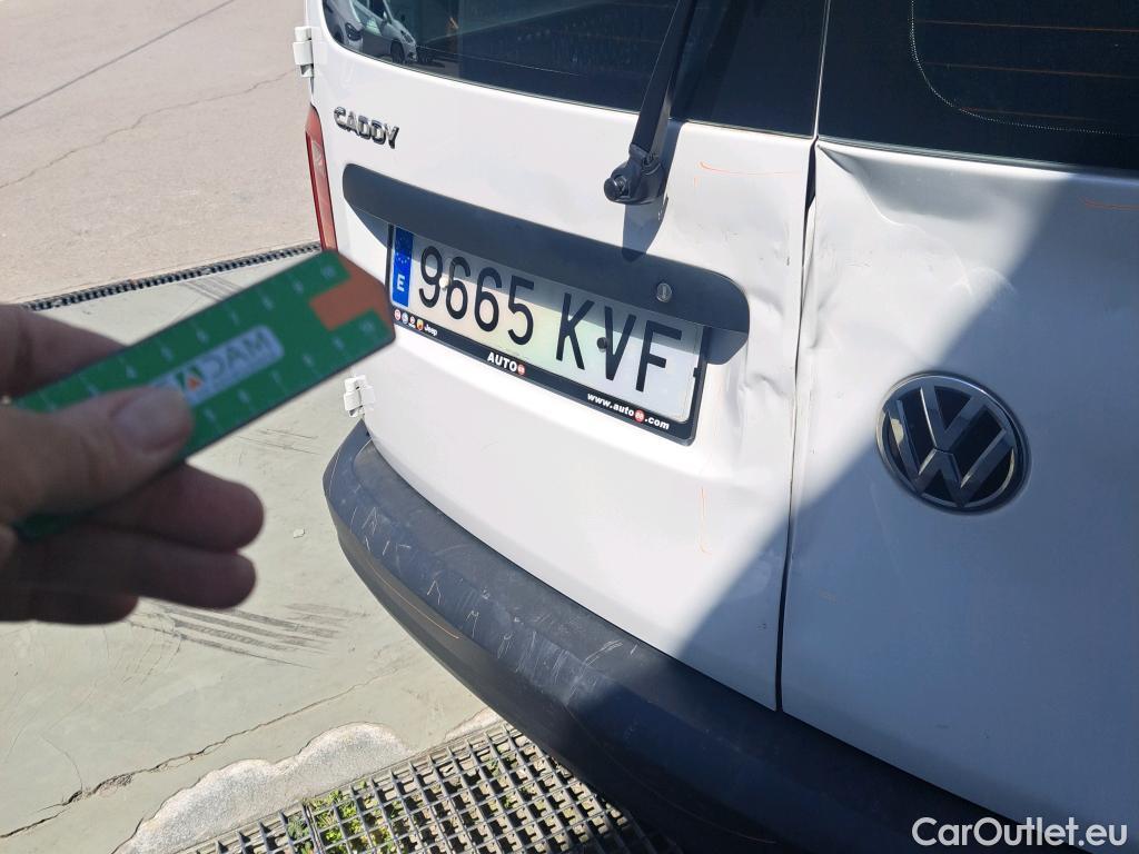  Volkswagen  Caddy VOLKSWAGEN  / 2015 / 4P / furgón derivado de turismo Profesional Furgón 2.0 TDI 55kW BMT #5
