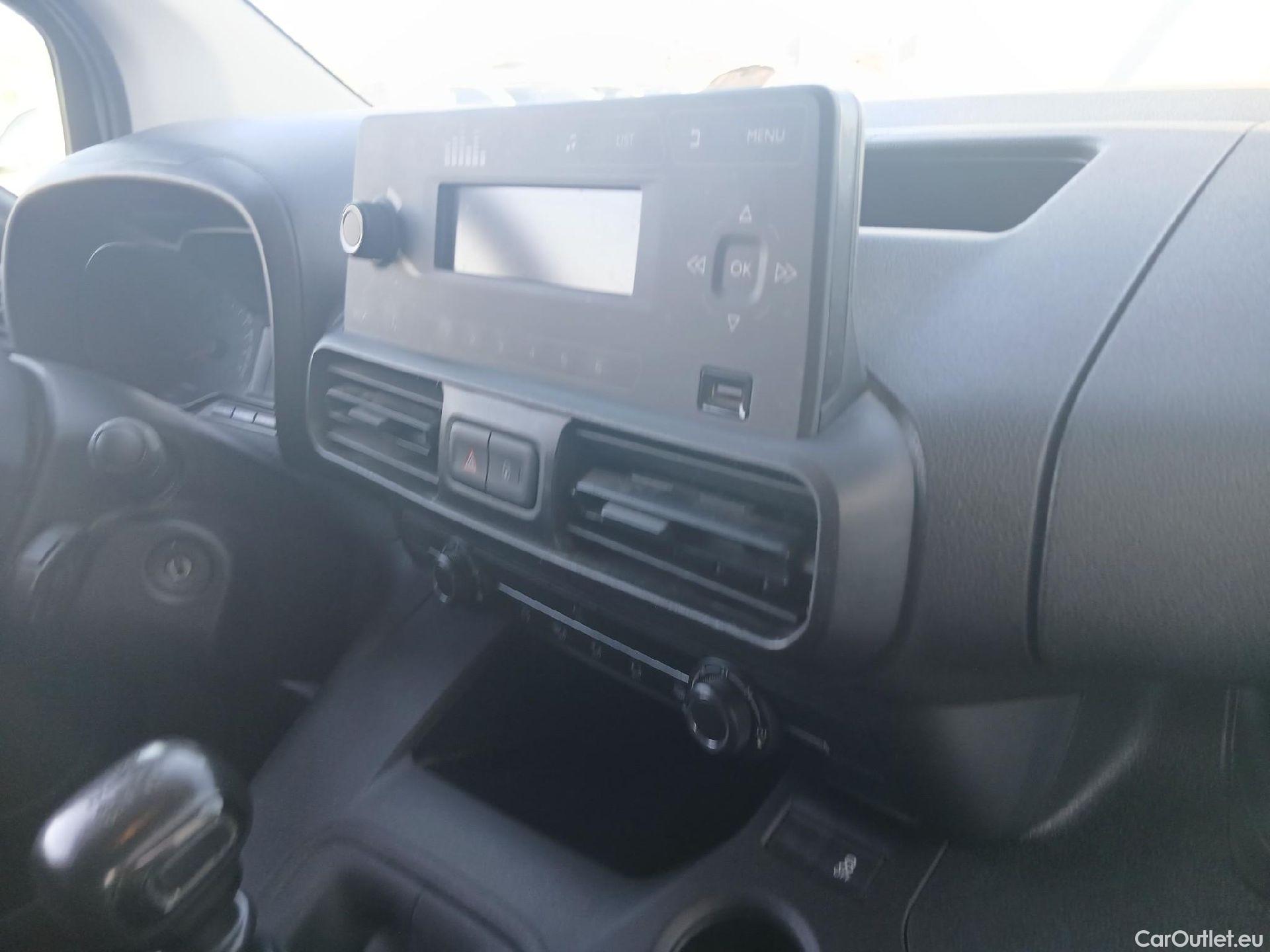  Toyota  Proace TOYOTA  City/2020/4P/furgón derivado de turismo 1.5D 75kW (100CV) GX 650kg Media #31