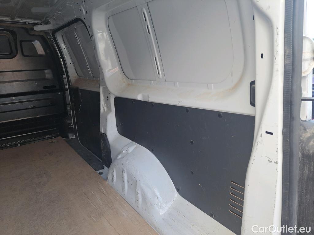  Opel  Vivaro OPEL  / 2019 / 4P / furgón 1.5 BlueHDi 74kW (100CV) L Inc. #4
