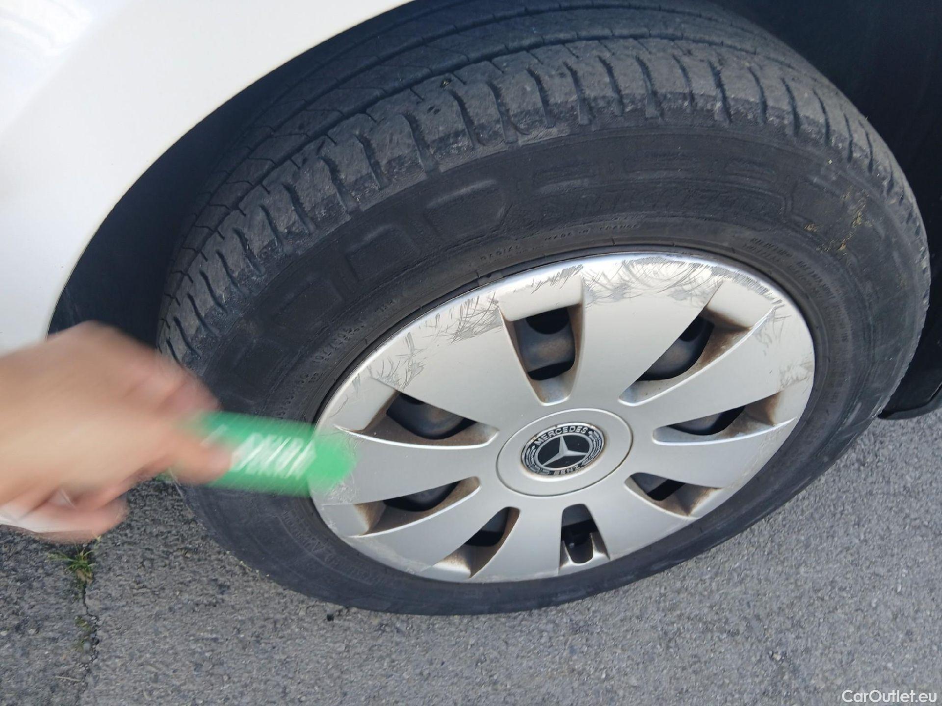  Mercedes  Vito MERCEDES-BENZ  / 2014 / 4P / furgón 114 CDI Larga #33