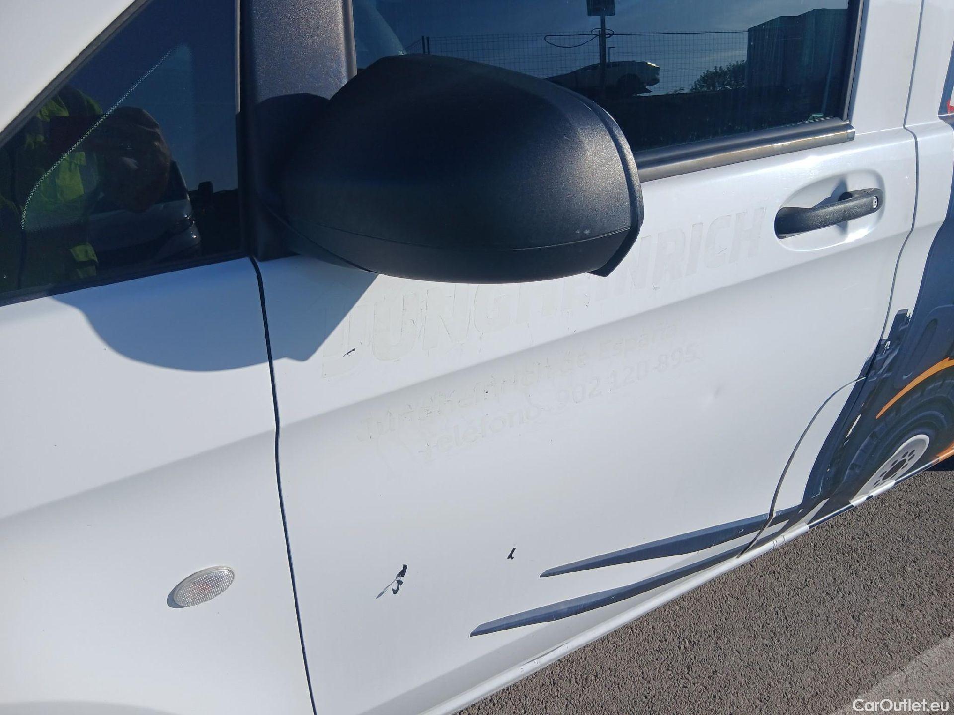  Mercedes  Vito MERCEDES-BENZ  / 2014 / 4P / furgón 114 CDI Larga #8