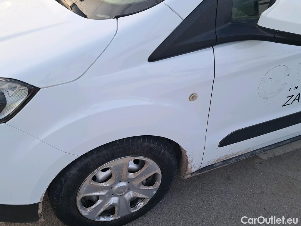  Ford  Transit Connect FORD Transit Courier / 2014 / 4P / combi Kombi 1.5 TDCi 56kW Trend #28