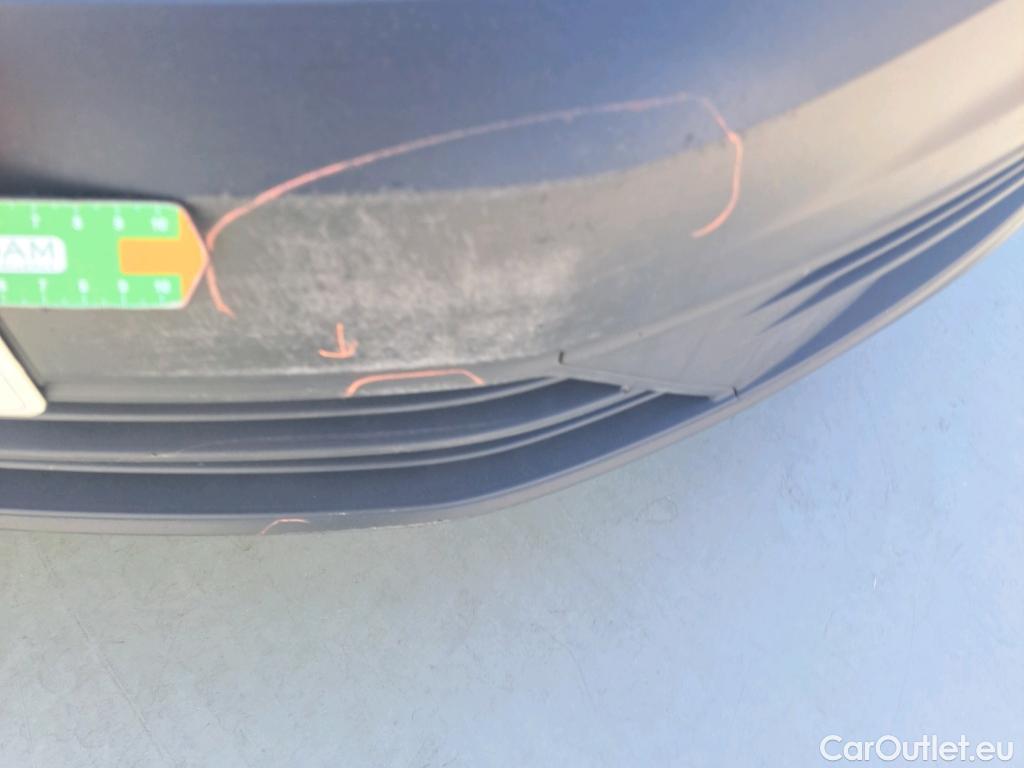  Volkswagen  Caddy VOLKSWAGEN  / 2015 / 4P / furgón derivado de turismo Profesional Furgón 2.0 TDI 55kW BMT #18