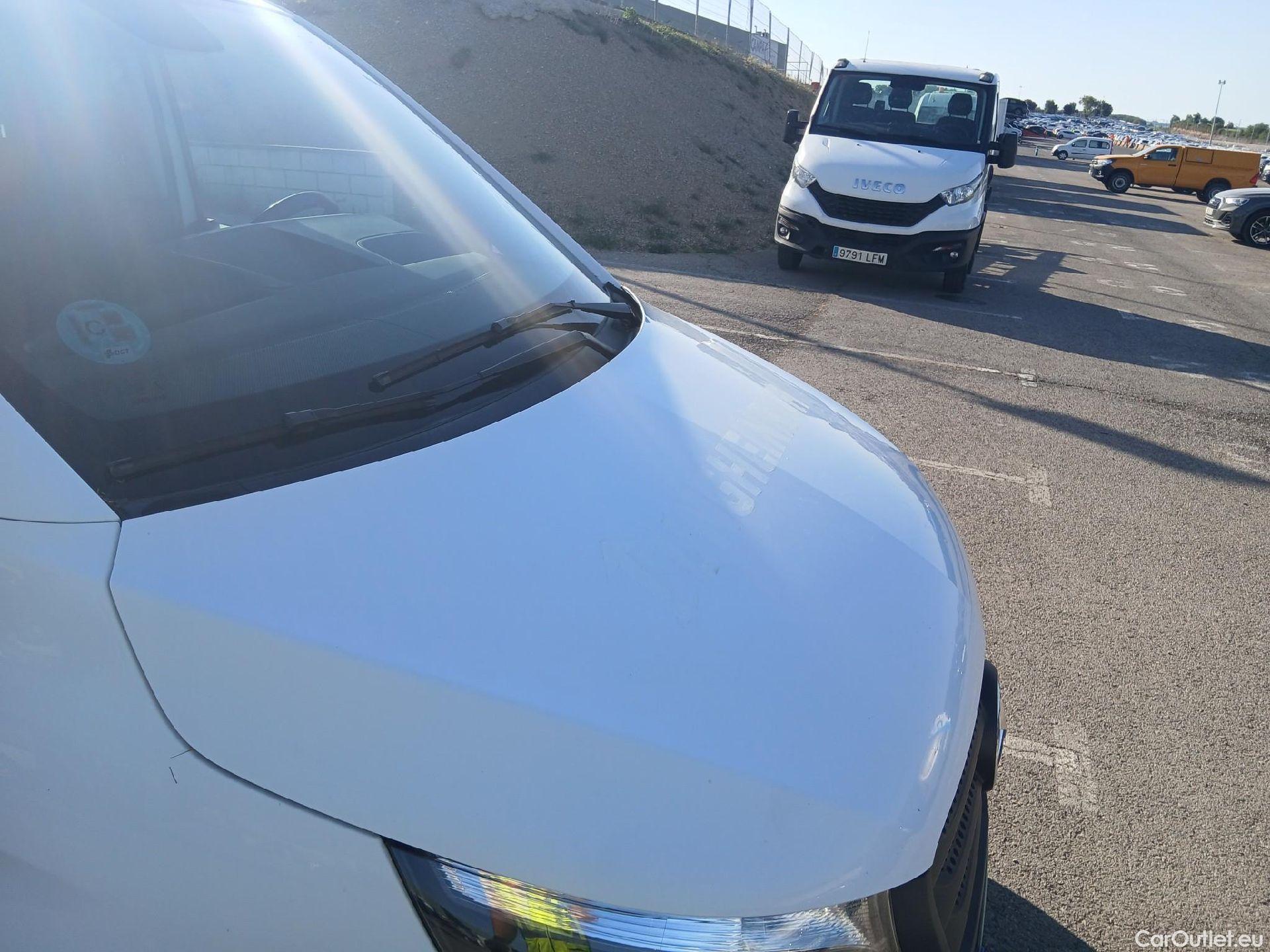  Mercedes  Vito MERCEDES-BENZ  / 2014 / 4P / furgón 114 CDI Larga #1