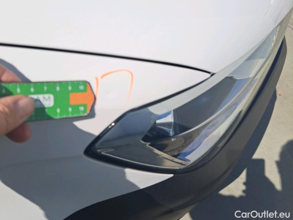  Volkswagen  Caddy VOLKSWAGEN  / 2015 / 4P / furgón derivado de turismo Profesional Furgón 2.0 TDI 55kW BMT #52