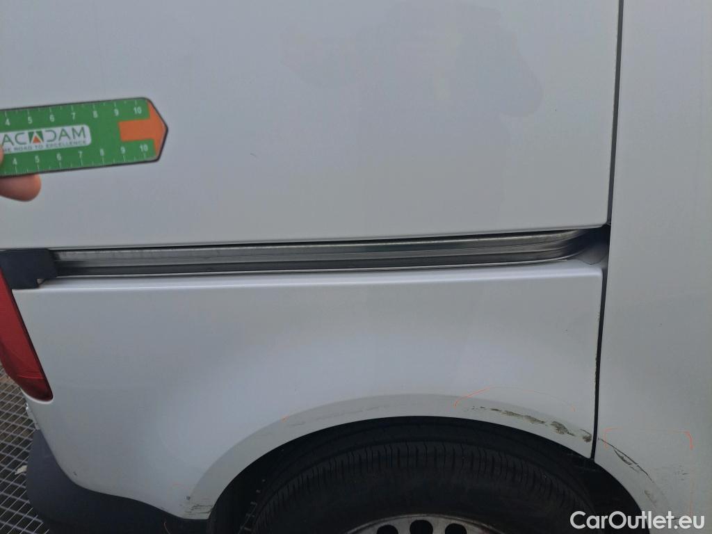  Volkswagen  Caddy VOLKSWAGEN  / 2015 / 4P / furgón derivado de turismo Profesional Furgón 2.0 TDI 55kW BMT #7