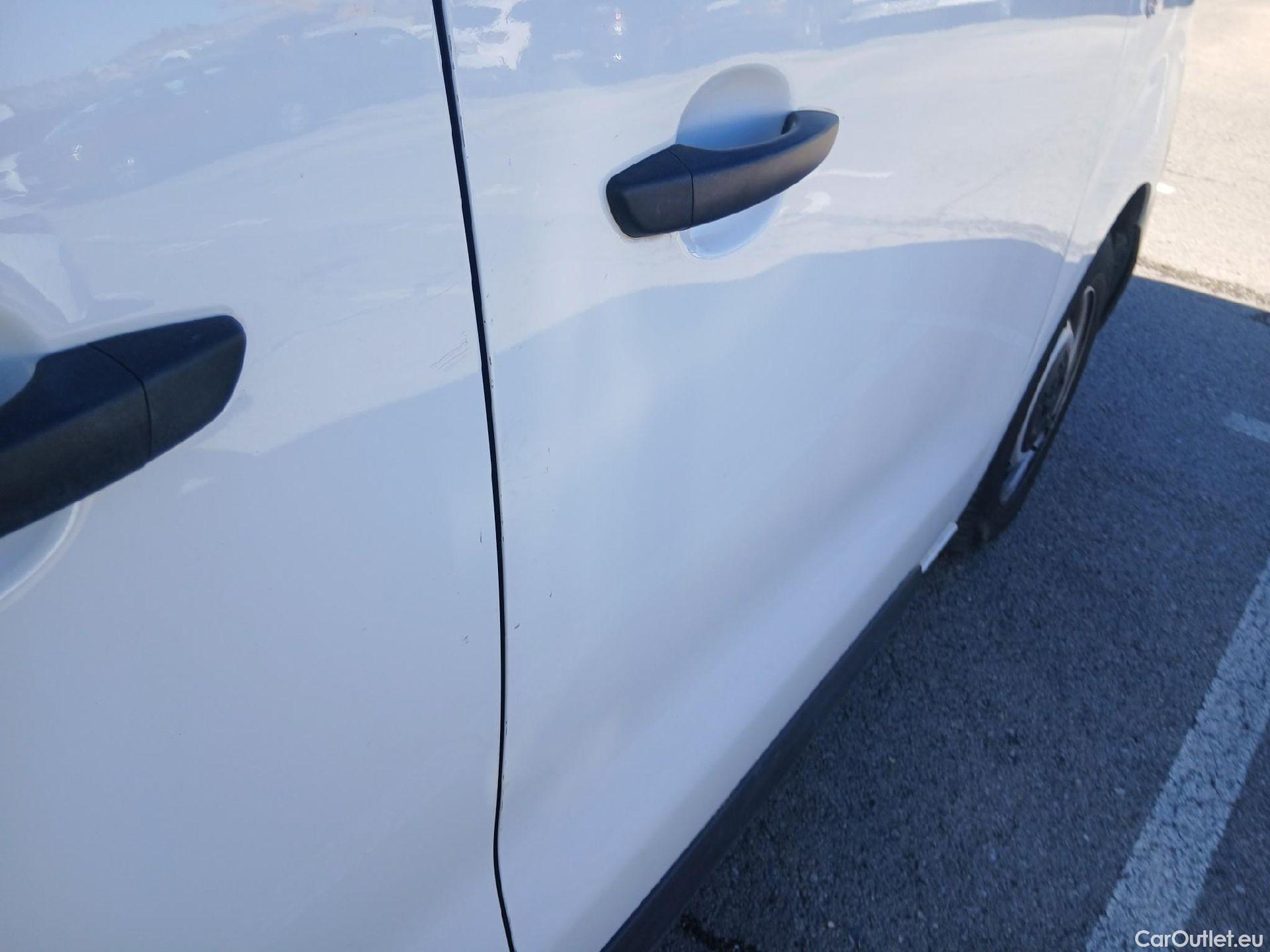  Peugeot  Expert  Furgón Pro Standard 1.5 HDI 120CV MT6 E6d #27