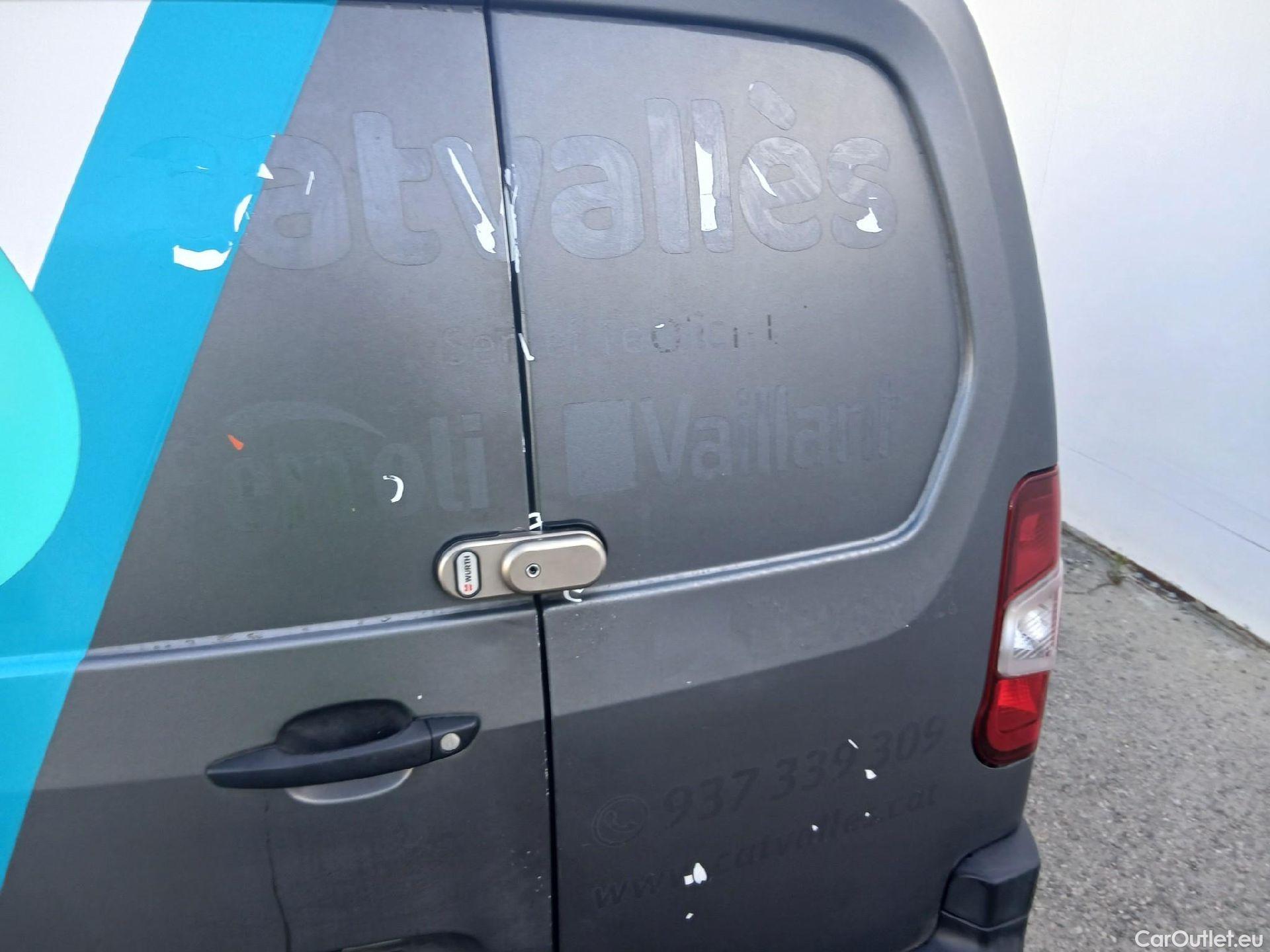  Toyota  Proace TOYOTA  City/2020/4P/furgón derivado de turismo 1.5D 75kW (100CV) GX 650kg Media #17