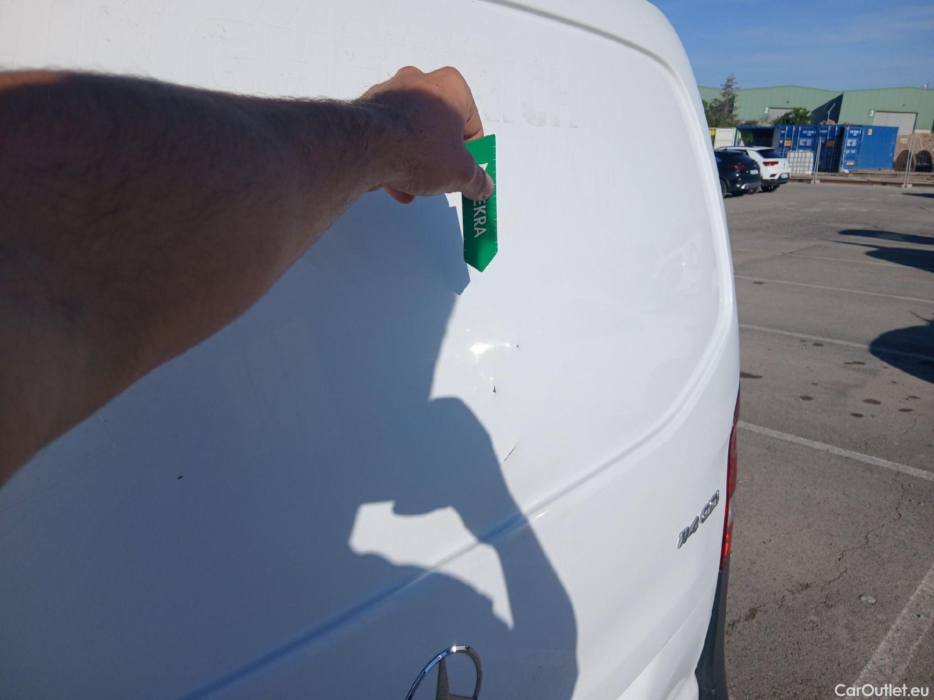  Mercedes  Vito MERCEDES-BENZ  / 2014 / 4P / furgón 114 CDI Larga #17