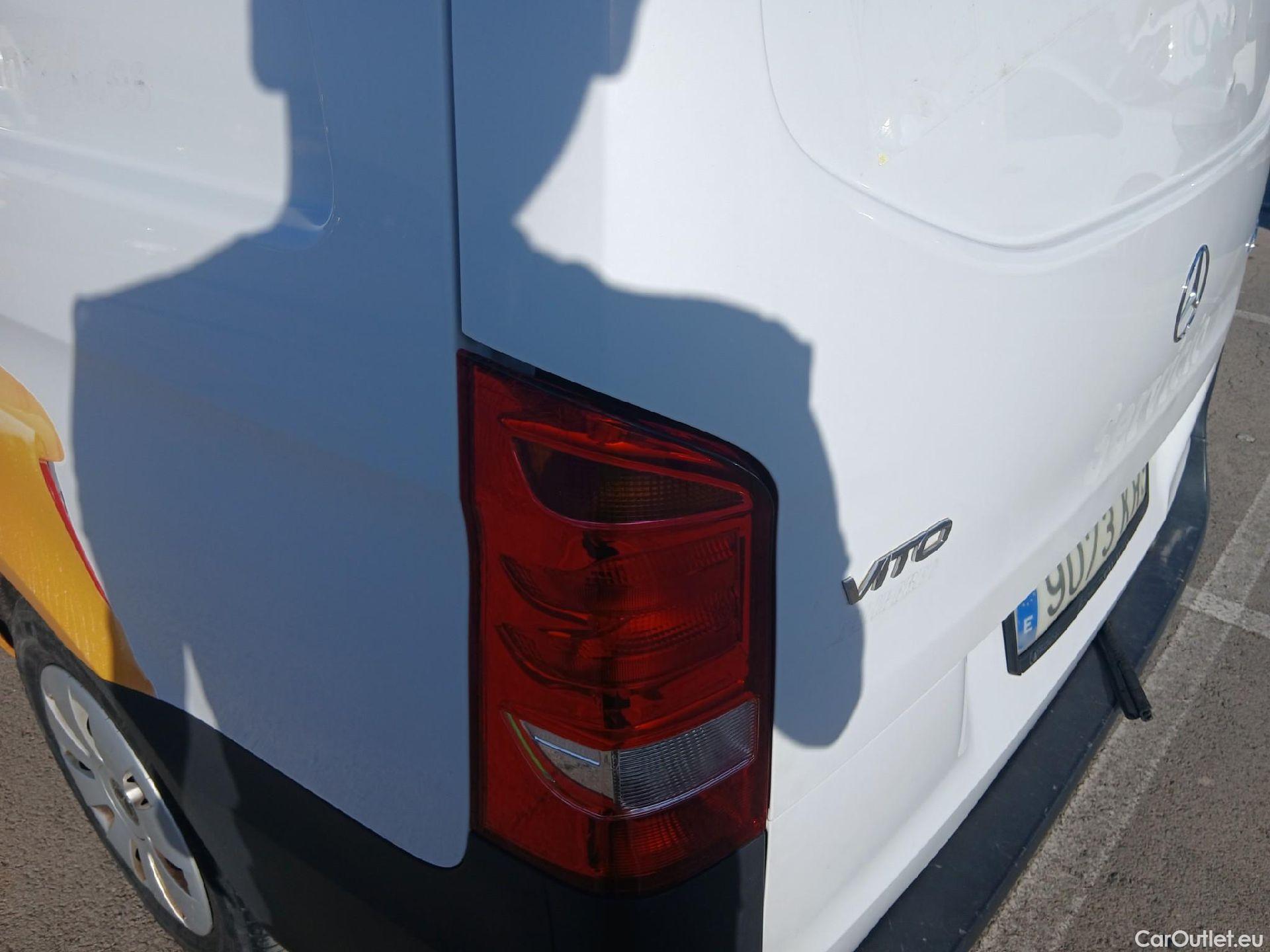  Mercedes  Vito MERCEDES-BENZ  / 2014 / 4P / furgón 114 CDI Larga #12