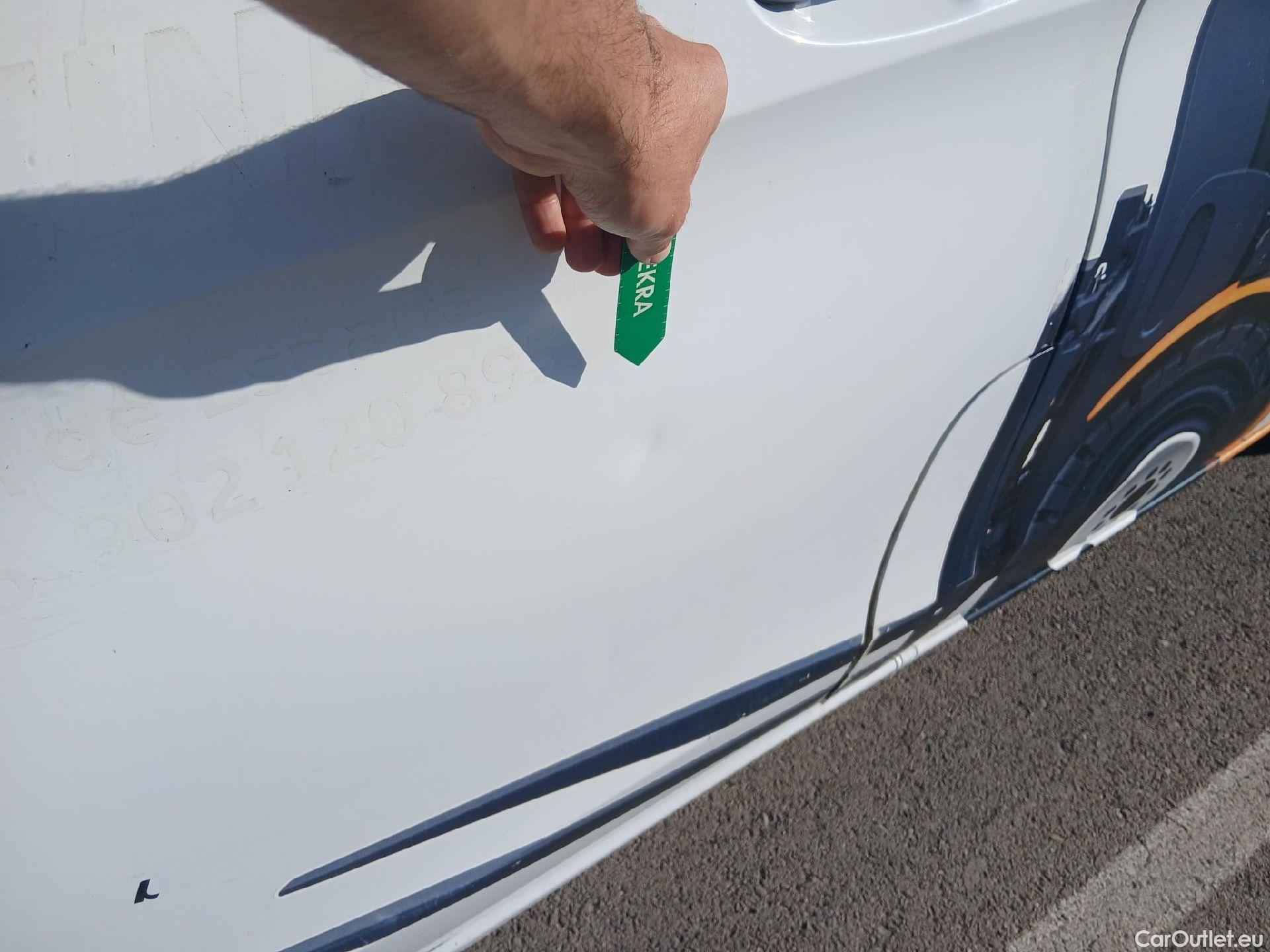  Mercedes  Vito MERCEDES-BENZ  / 2014 / 4P / furgón 114 CDI Larga #9