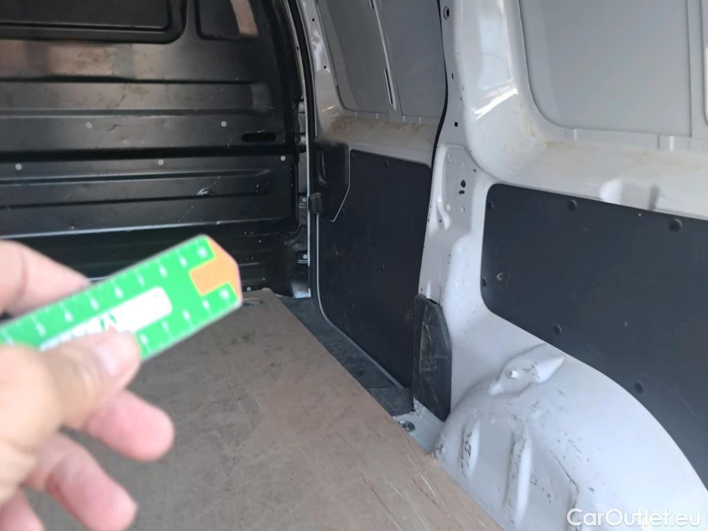  Opel  Vivaro OPEL  / 2019 / 4P / furgón 1.5 BlueHDi 74kW (100CV) L Inc. #37