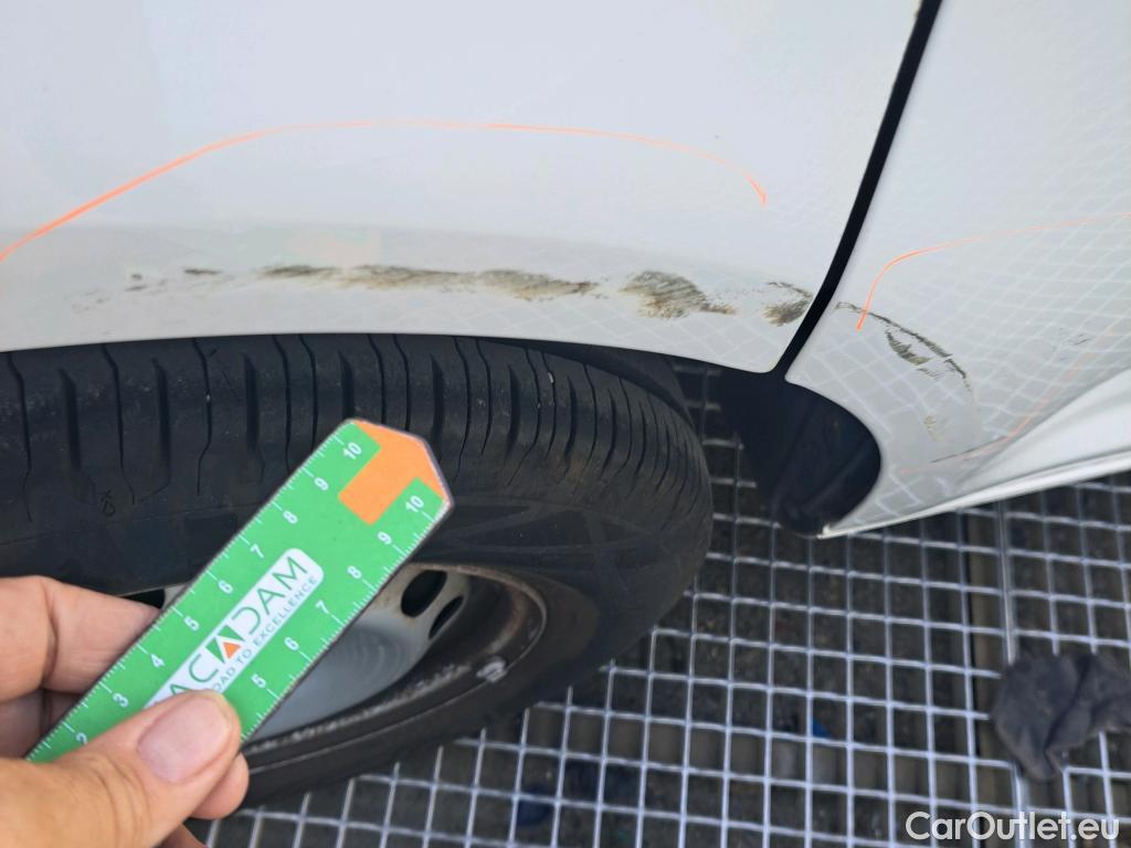  Volkswagen  Caddy VOLKSWAGEN  / 2015 / 4P / furgón derivado de turismo Profesional Furgón 2.0 TDI 55kW BMT #8