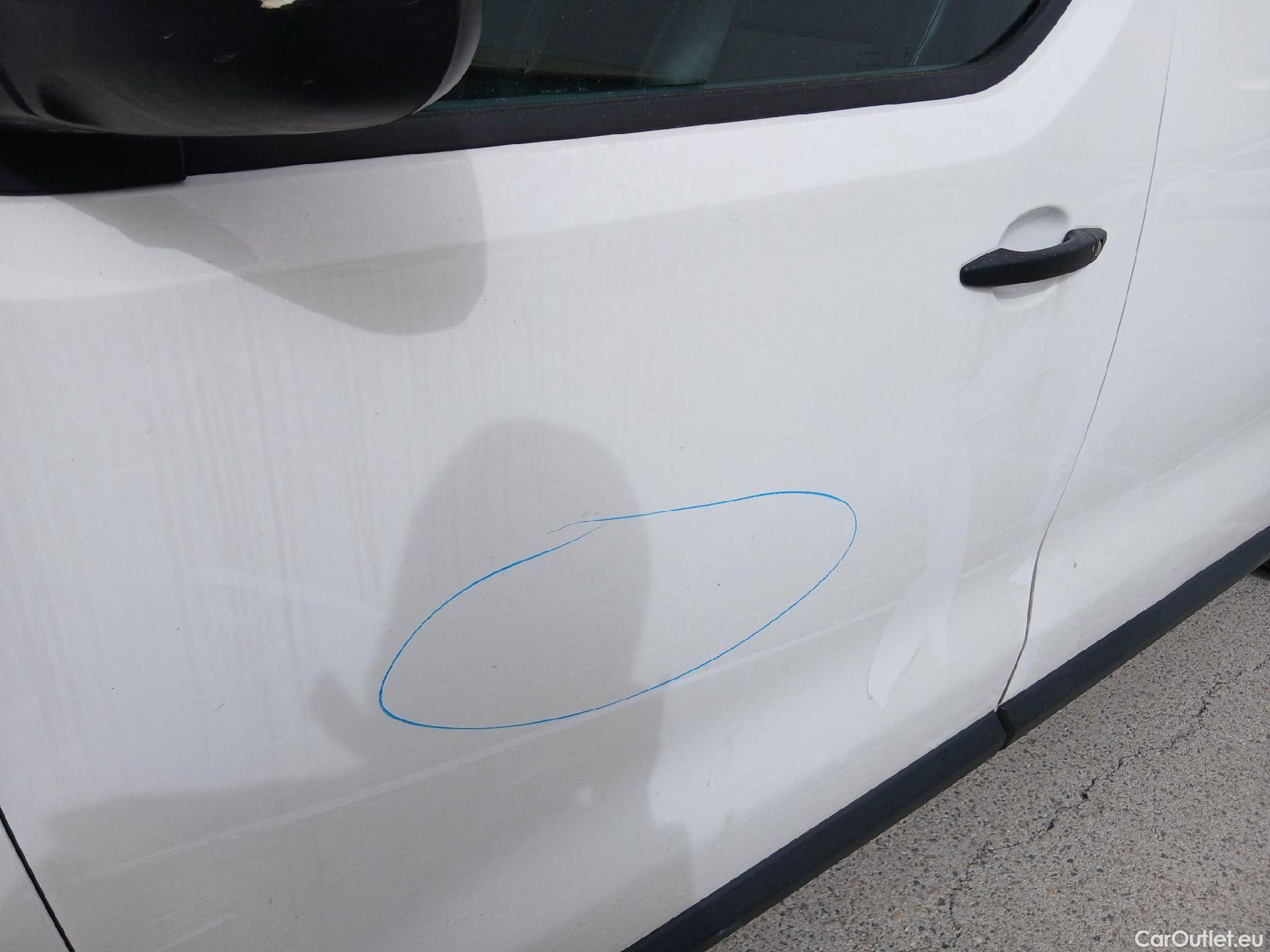  Opel  Vivaro OPEL  / 2019 / 4P / furgón 1.5 Diésel 74kW(100CV)M Std Exp #13