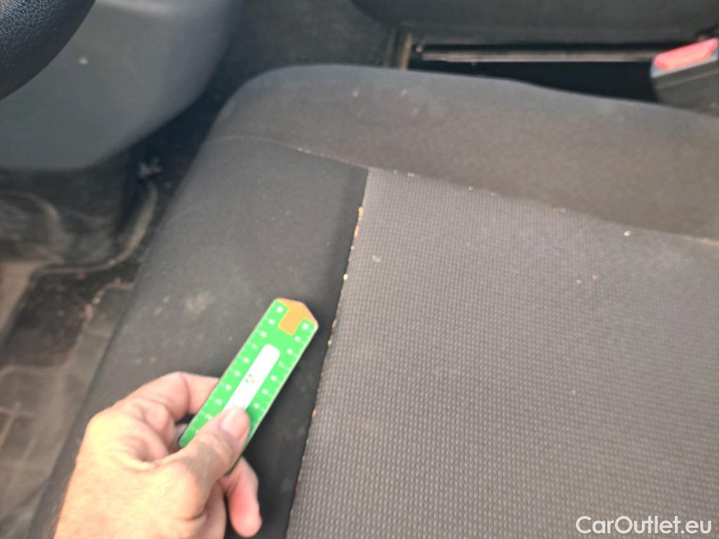  Opel  Vivaro OPEL  / 2019 / 4P / furgón 1.5 BlueHDi 74kW (100CV) L Inc. #25