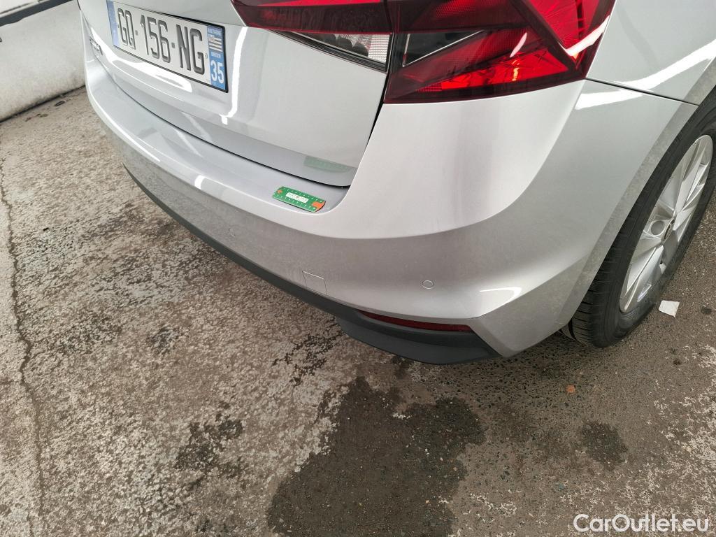  Skoda  Fabia  Ambition 1.0 MPI 80CV BVM5 E6d #10