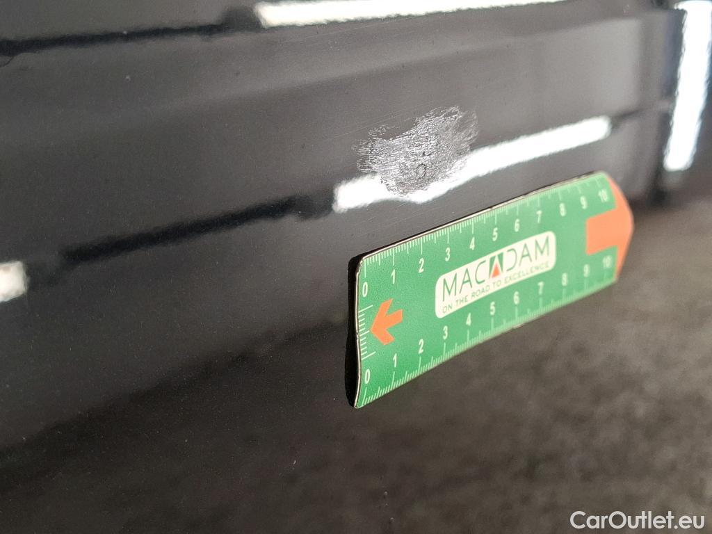  Volkswagen  Tiguan VOLKSWAGEN  / 2020 / 5P / SUV 1.5 TSI 150 DSG7 Elegance Exclusive #9