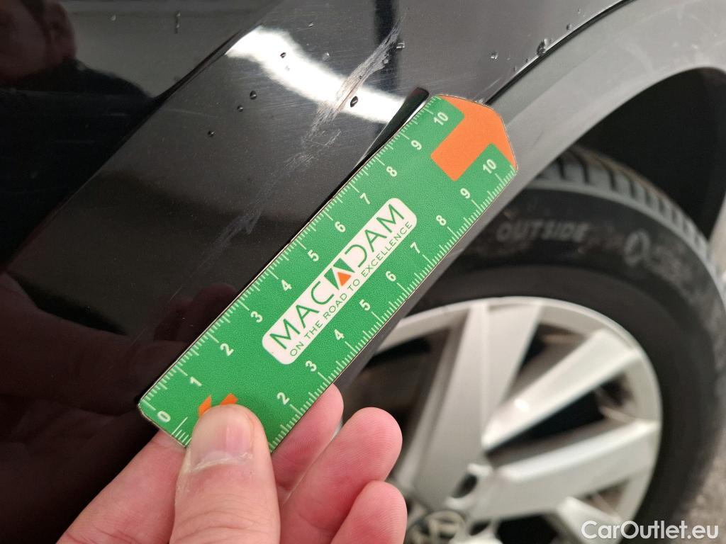  Volkswagen  Tiguan VOLKSWAGEN  / 2020 / 5P / SUV 1.5 TSI 150 DSG7 Elegance Exclusive #13