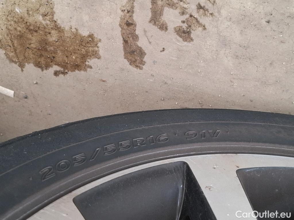  Volkswagen  Golf  VII Berline Comfortline BlueMotion 1.5 TSI 130CV BVA7 E6 #34