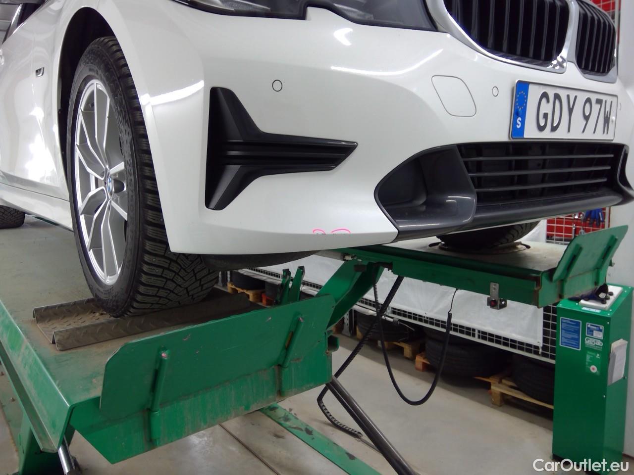  Bmw  Serie 3 330e Tour. xDr. Connect. Aut #1