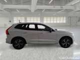  Volvo  XC60 VOLVO  / 2017 / 5P / SUV B4 D AWD GEARTR. R-DESIGN #7