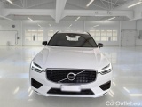  Volvo  XC60 VOLVO  / 2017 / 5P / SUV B4 D AWD GEARTR. R-DESIGN #6