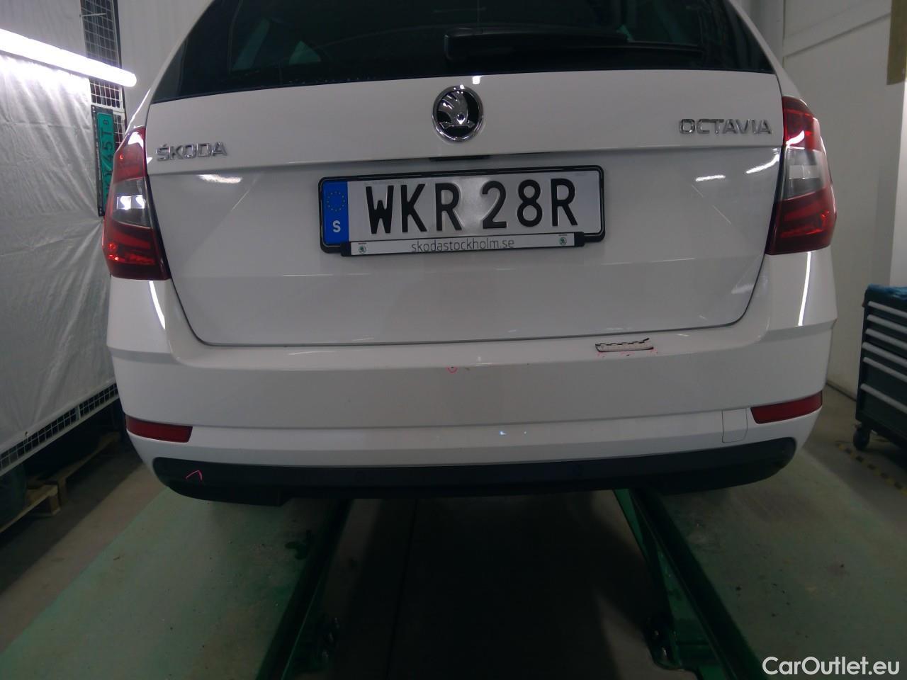  Skoda  Octavia Oct.Combi TSI 150 Ambition Aut #15
