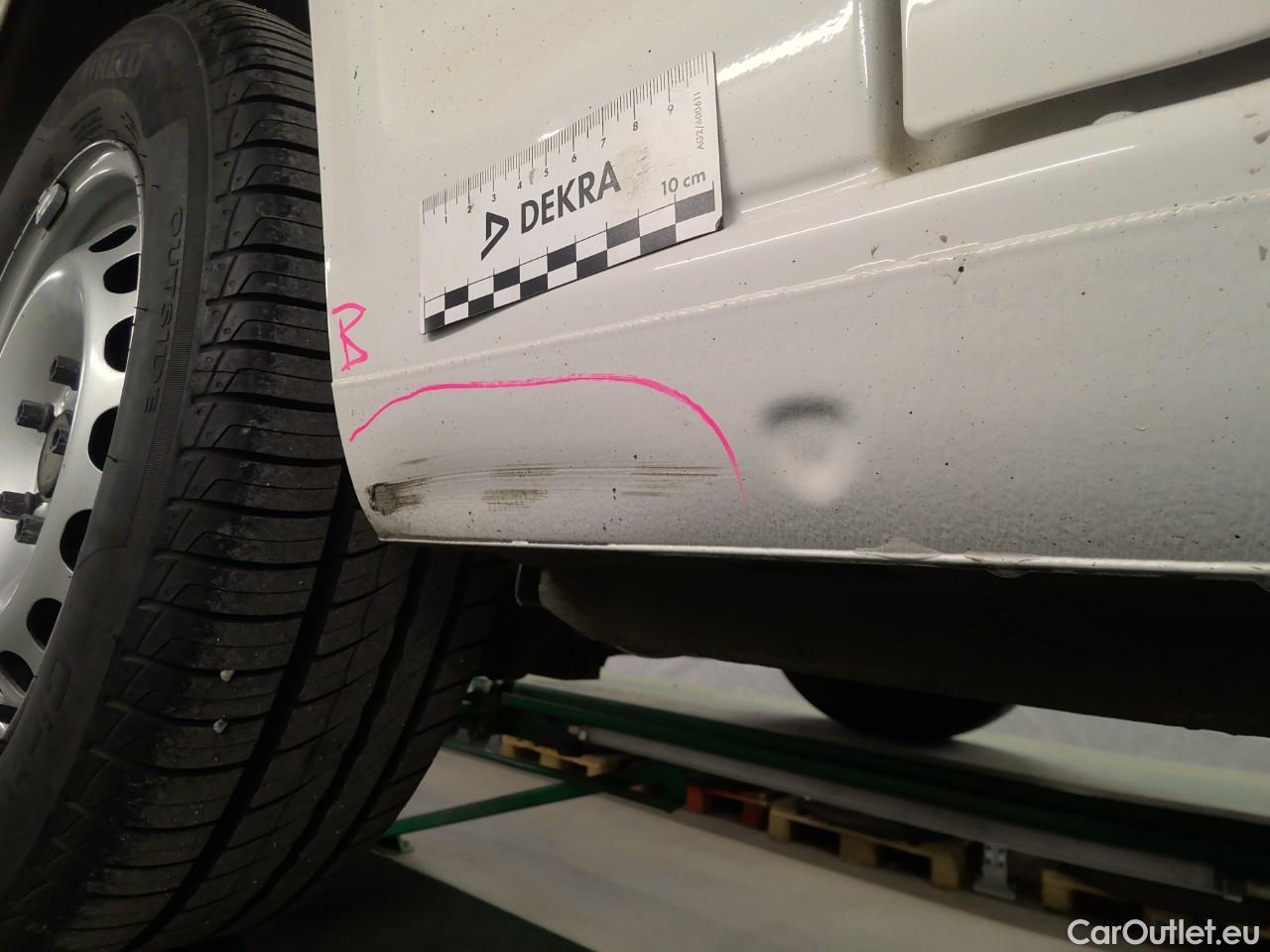  Volkswagen  Caddy  TDI 75 Maxi Aut. #18