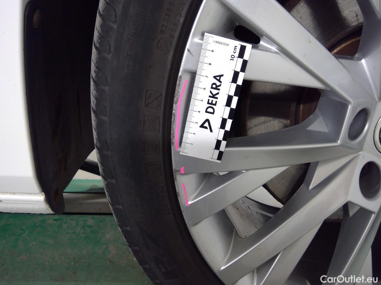  Skoda  Superb Sup.Combi TSI 190 Style Aut. #20