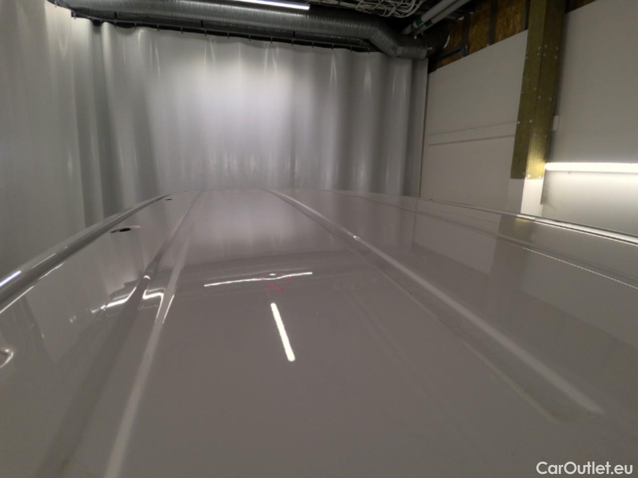  Volkswagen  Caddy  TDI 75 Maxi Aut #26