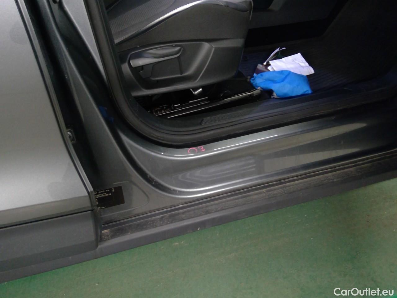  Skoda  ENYAQ  iV80 5d #17