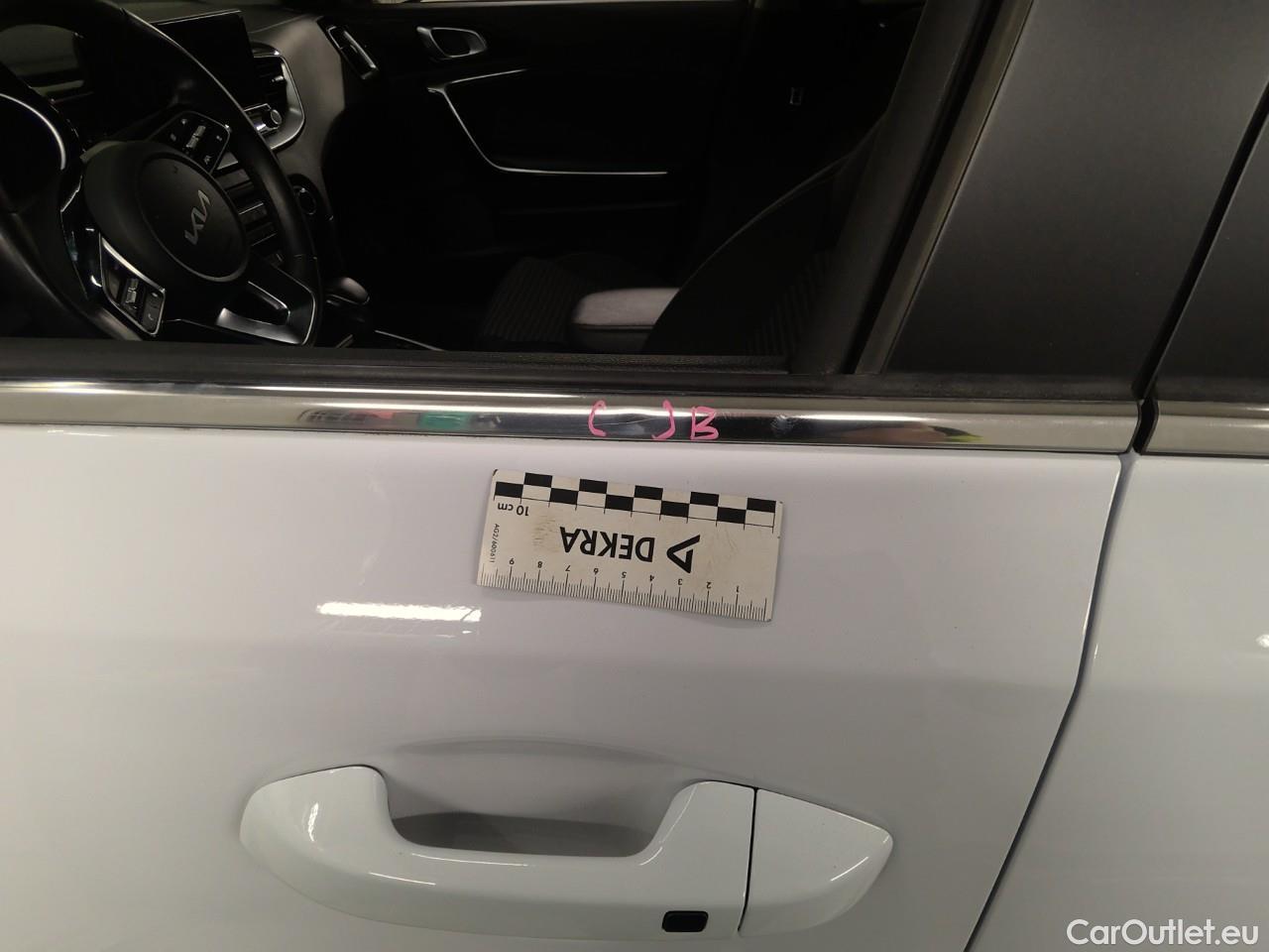  KIA  Cee'd ceed SW 1.6PHEV Action Aut #8