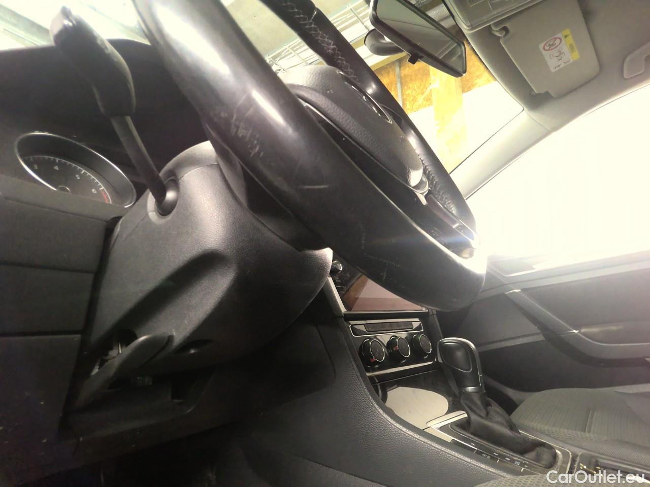  Volkswagen  Golf  Sp.Combi TSI 115 Aut. #29